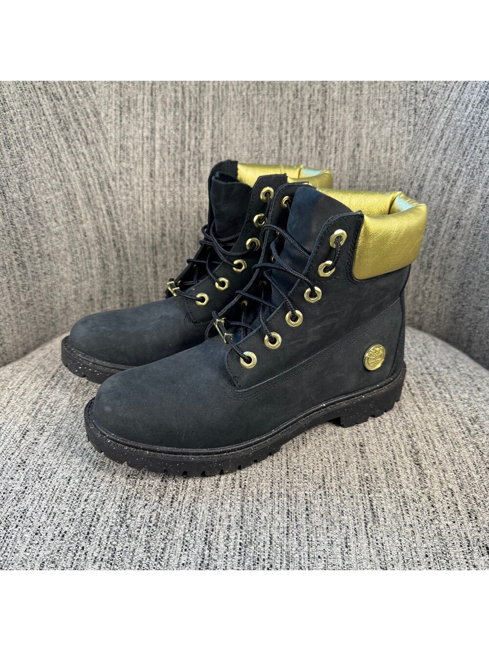 Timberland Premium 6 Inch Black Nubuck Leather Boots Gold Collar Accent Womens 8